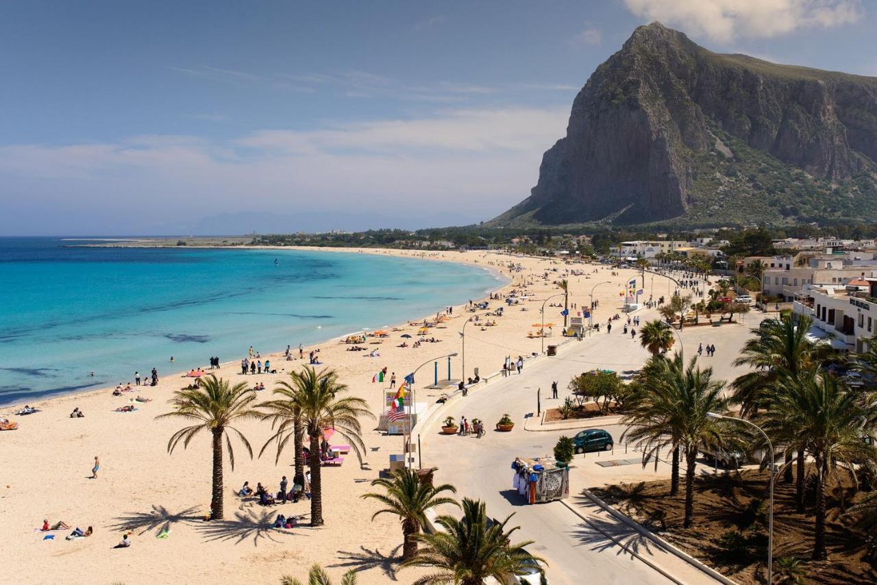 Sole, Mare E Trallalla Rilievo Εξωτερικό φωτογραφία